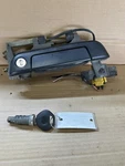 96-02 Bmw Z3 Right Passenger Side Exterior Door Handle W/key & Driver Lock. Fixed Price $125.00.