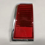 2006-2008 Lincoln Mark Lt Tailgate Reflectors Light Trim Rh Right Chrome. Fixed Price $185.00.