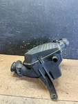 2007 Hummer H3 Air Intake Cleaner Filter Housing Box Oem Y6364 Dg. Fixed Price $109.19.