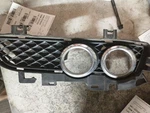 Passenger Grille 212 Type Sedan E350 Lower Fits 10-11 Mercedes E-class 586827. Fixed Price $74.90.